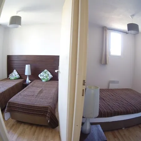Domaine Du Phare Apartment *